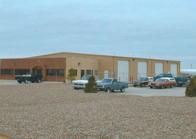 Steel Commercial Building with 4 High Bay Doors